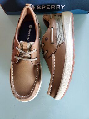 Boy's Walking Shoes